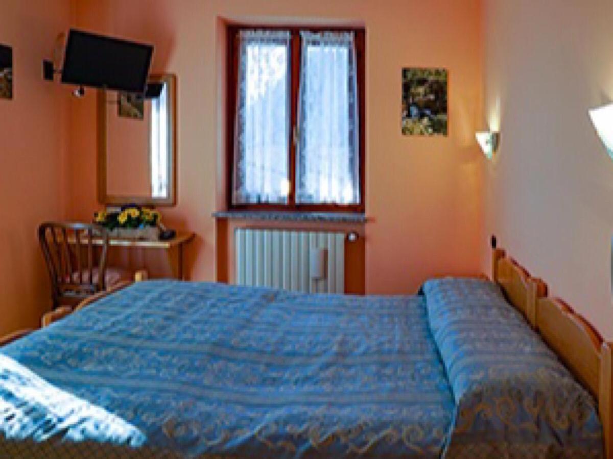 Albergo Ristorante Sole Mezzoldo Buitenkant foto